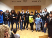 بالصور: عرض تطوعي لفرقة جوبي للأطفال المرضى في مستشفى ايخيلوف 